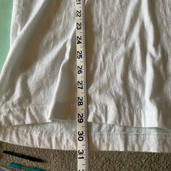 NWOT When Hate Is Loud T-shirt - Picture 9 of 10